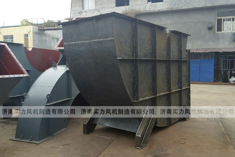 濟(jì)南風(fēng)機(jī)廠溴素風(fēng)機(jī)裝車(chē)發(fā)貨案例